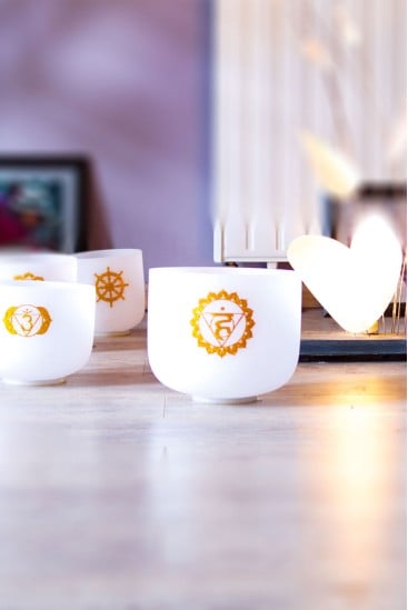 Coffret Bhakti Chakras avec 8 bols en cristal